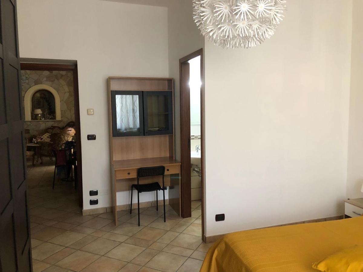 Marinette Bed and Breakfast Barcellona-Pozzo di Gotto Exteriör bild